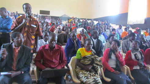 Abaturage bari benshi baje gusaba kurenganurwa.