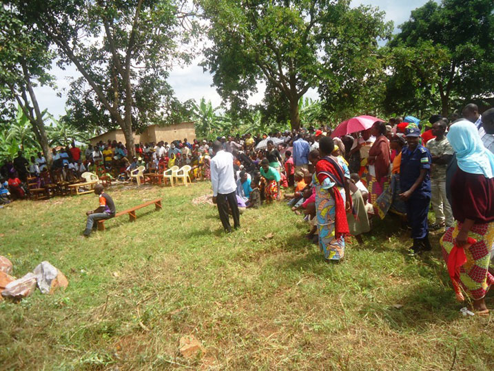 Abaturage bari baje gukurikira uru rubanza ari benshi.