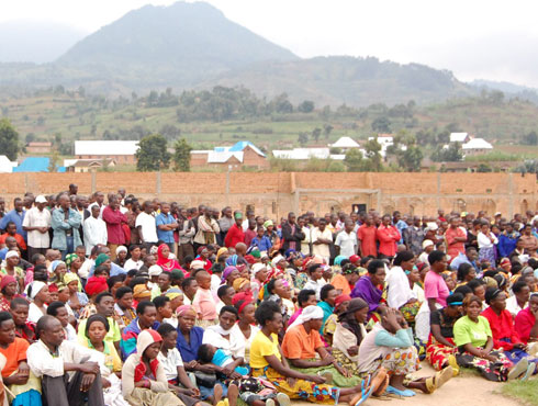 Abaturage bo mu kagari ka Kanyefurwe bavuga ko bangirizwa n