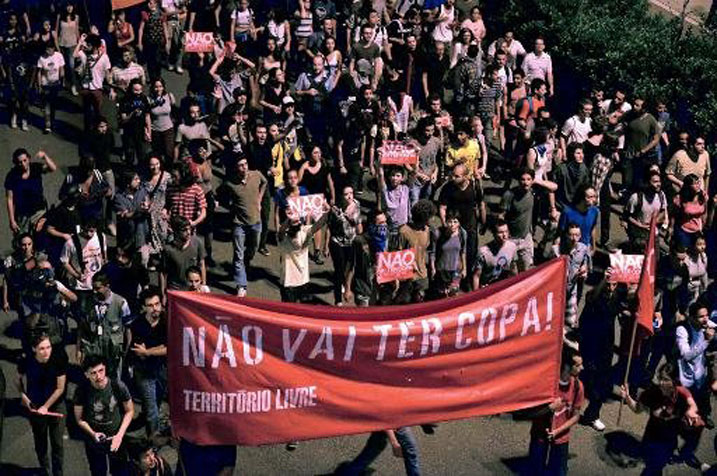 Abaturage mu mujyi wa Sao Paulo ntibasiba mu mihanda basaba Leta kubitaho aho gushora amafaranga mu kwakira igikombe cy