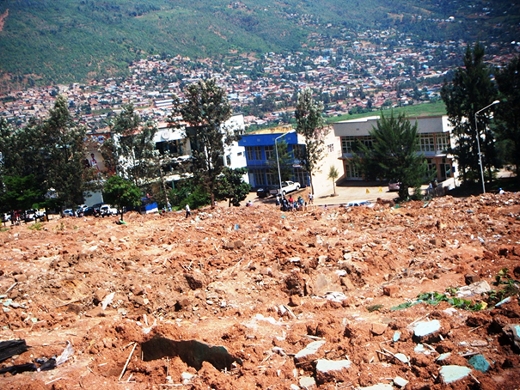 Abaturage batuye aho isoko rya Nyabugogo rizagurirwa batangiye kwimurwa.