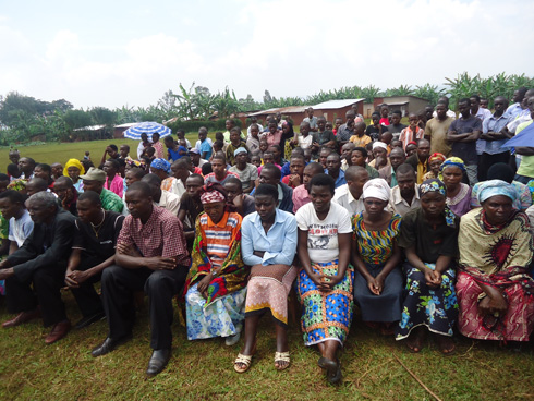 Abaturage bitabiriye gusangira n