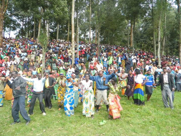 Abatuye umurenge wa Nyarusange baje kwakira umuyobozi w