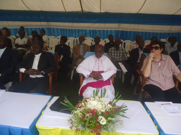 Abayobozi b'amadini n'amatorero bashyigikiye abagore mu kwimakaza umuco w'amahoro mu biyaga bigari.