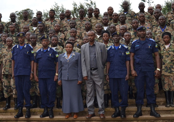 Abayobozi batandukanye bari kumwe n