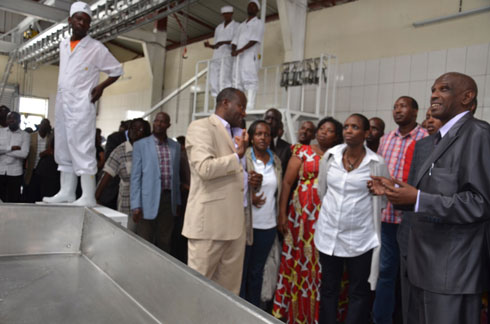 Abayobozi berekwa uburyo inyama zizajya zitunganwa mu ibagiro.