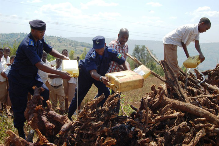 Abayobozi muri Polisi, ubushinjacyaha n