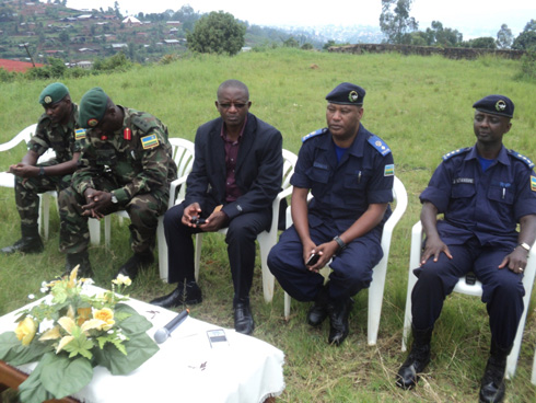Abayobozi batandukanye bakanguriye abaturage akamaro k