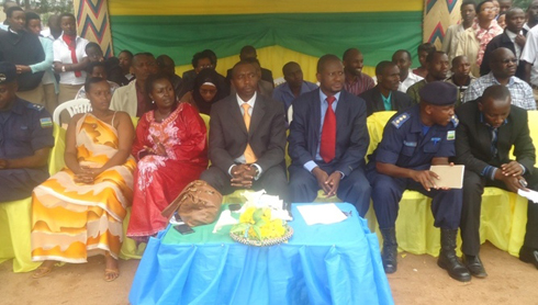 Abayobozi batandukanye basabye abaturage kurangwa n