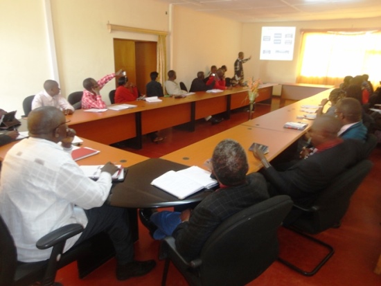 Abayobozi muri Musanze basobanuriye abashyitsi ibijyanye n