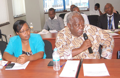 Abenshi batanze ubuhamya ku mateka y