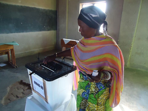 Abenshi bishimiye gutoresha igikumwe.