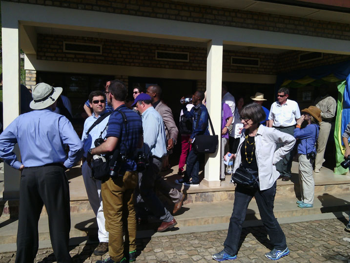 Abenshi mu basuye gereza ya Nyanza bari biganjemo Abayuhudi barokotse Jenoside.