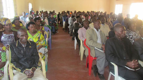 Abikorera bo mu karere ka Burera bifuza isoko mpuzamahanga rizubakwa ku mupaka wa Cyanika ryakubakwa vuba.