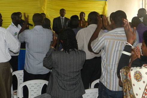 Abitabiriye "Ndi Umunyarwanda" batangiye bishimira ko ari gahunda nziza izafasha Abanyarwanda komora ibikomere by'amateka mabi.