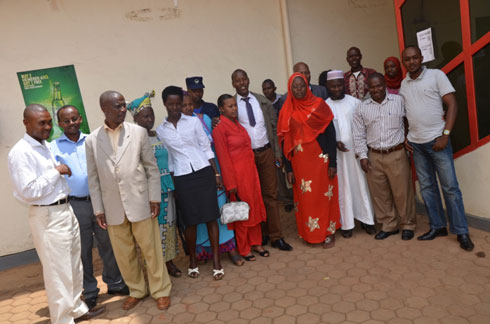 Abitabiriye amahugurwa bafashe ingamba zo kurwanya ihohoterwa rishingiye ku gitsina.