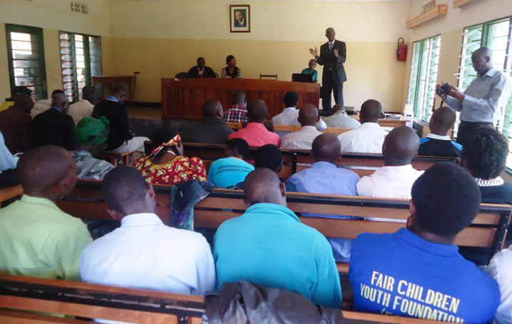 Abitabiriye gutangiza ibikorwa by