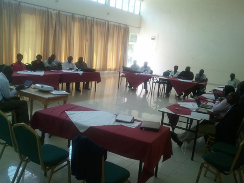 Abitabiriye umuhango wo kumurika ubushakashatsi kusi SIDA.