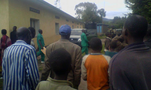 Abo bambaye imyenda y