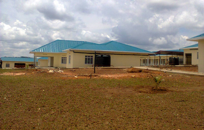 Abubaka ikigo nderabuzima cya Gatebe bavuga ko baheruka guhembwa mu kwezi kwa 11 mu mwaka wa 2013.