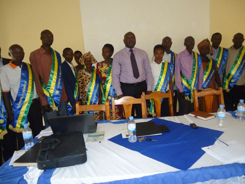 Abunzi bishimiye umwambaro bahawe kuko ngo uzabongerera agaciro mu kazi kabo.