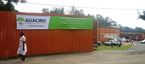 Gutanga umusanzu wo kwihesha Agaciro muri Karongi byabereye ku cyicaro cy'intara y'iBurengerazuba hatangwa miliyoni zisaga 210.