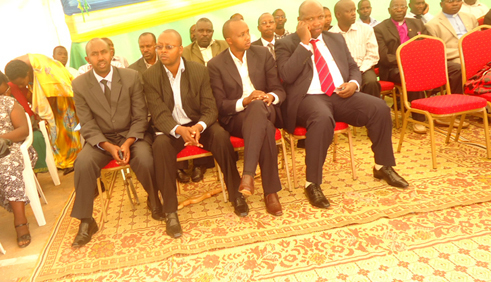 Abayobozi batandukanye nabo bitabiriye uwo muhango.