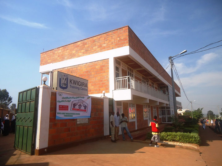 Aha ni ku ishuri 'Kwigira Training Centre' rya EHE Rwanda, ryigishirizwamo imyuga mu karere ka Rwamagana.
