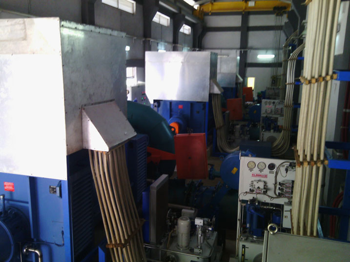 Aha ni mu ruganda rukora amashanyarazi (power house) kuri Rukarara ya mbere.