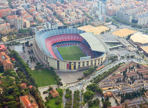 Aha niho Stade New Camp ya FC Barcelone iherereye.