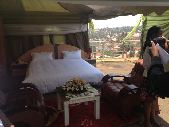 Aha berekanaga uburyo bategura ibitanda byo mu mahoteli.