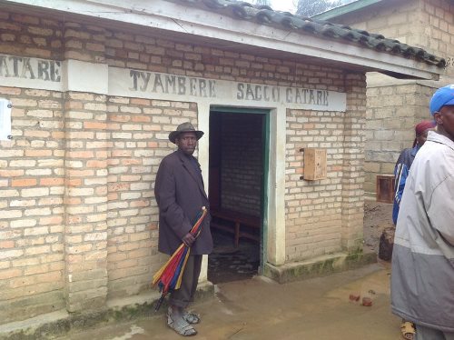 Aha niho Jyambere Sacco Gatare yakoreraga mbere.