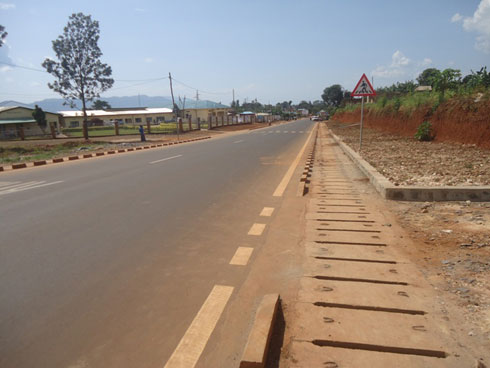 Ahatari ibibazo, bigaragara ko uyu muhanda ukorwa mu karere ka Nyamasheke ari mwiza.