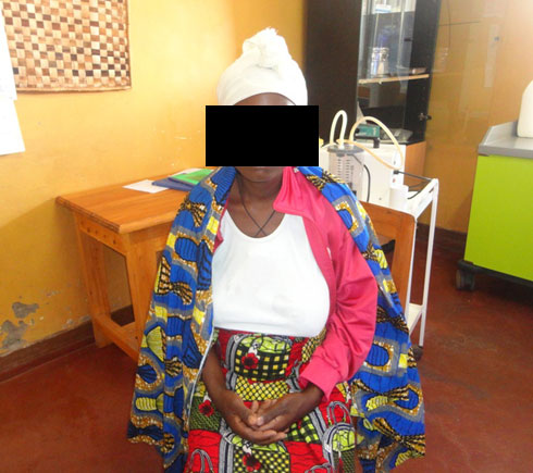 Aho arwaje abana be. Ngo yahohotewe ku mupaka muri Uganda avuye gupasaga yo.