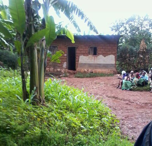 Aho Anne Marie yari atuye ari naho yiciwe mu nzu.