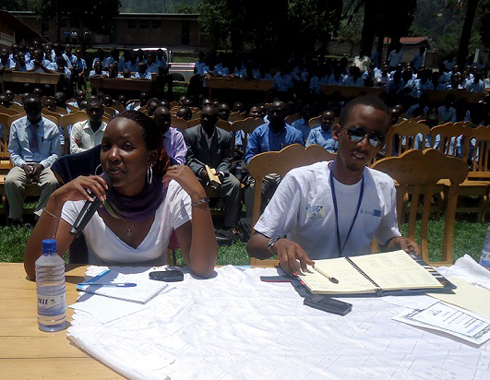 Akanama nkemura-mpaka kari gahagarariwe na Teta Sandra, wahagarariye u Rwanda mumarushanwa nk'aya mu gihugu cy'Ubuhollandi.