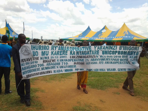 Akararasisi k'amwe mu ma Koperative yamuritse ibikorwa byayo ku munsi w'abasora.