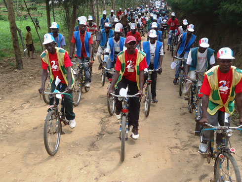 Akarasisi k'Abanyonzi n'abamotari.