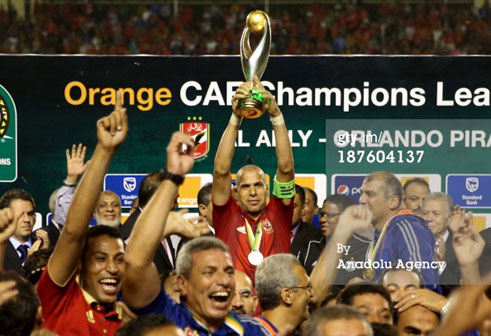 Ikipe ya Al-Ahly yishimiye cyane ko yatwaye igikombe cya CAF ku nshuro ya munani