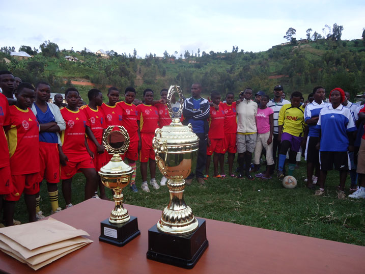 Amakipe yiteguye guhabwa ibihembo.