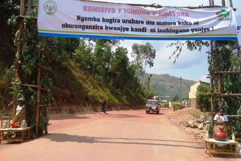 Amatora yateguwe neza aho ahantu hatatswe hari n'abantu baha karibu abaturage.