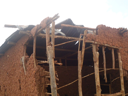 Amazu y'abaturage nayo yasenyutse.