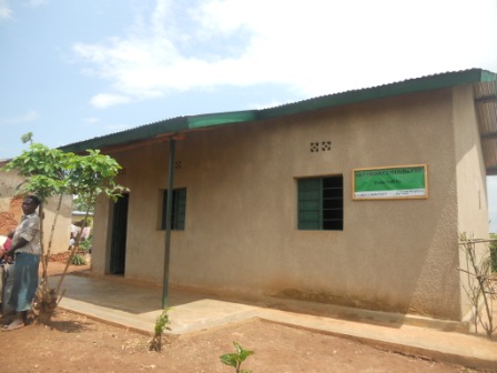 Imwe mu nzu umuryango Good Neighbors wubakiye imiryango itishoboye.