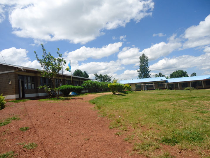 Amwe mu mashuri yubatswe kuri GS Bare yubatswe muri gahunda ya 12 YBE.