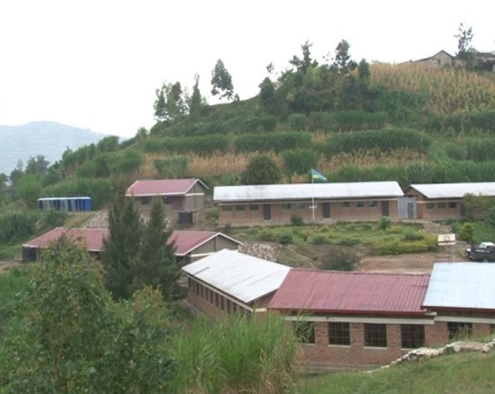 Amwe mu mashuri mu murenge wa Nyamyumba akeneye guhabwa amashanyarazi.