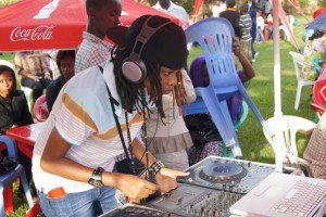 Anita Pendo ari mu bakobwa bacye mu gihugu bakora umwuga w'ubu Dj..