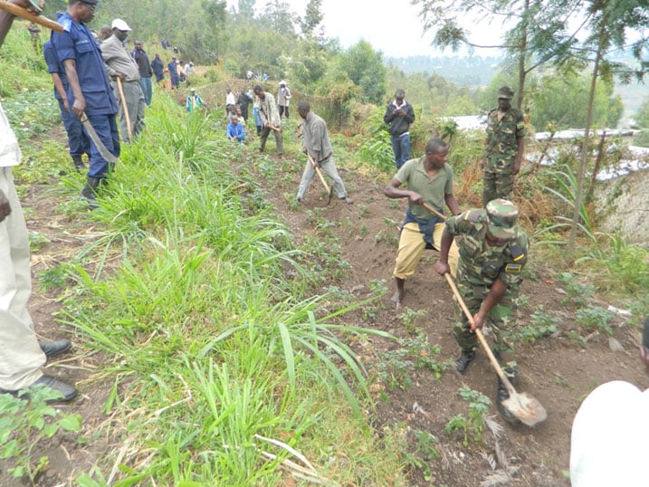 Abasirikare bafatanyije n