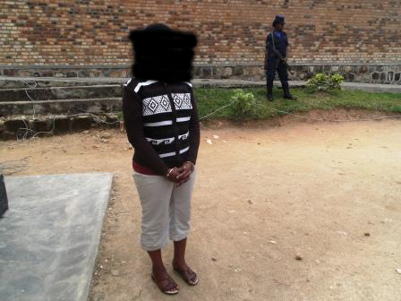 Polisi yataye muri yombi umukozi ukekwaho kuba yararigishije miliyoni zisaga 9 abaturage babikije muri BPR Rutsiro.