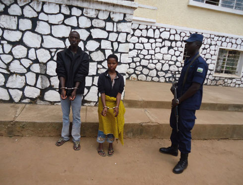 Bagejejwe kuri Polisi Station ya Busasamana ubwo bari bamaze gutabwa muri yombi.