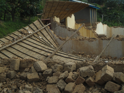 Uwabaga muri iyi nzu nawe yubakiwe indi nshya.